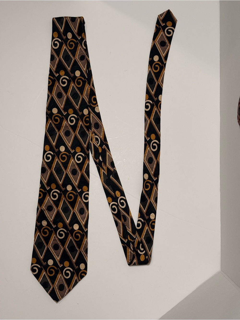Albert Nipon Studio Vintage 100% Silk Tie Geometric Design 1970-80s